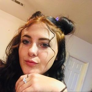 Meet your Posher, Karissa